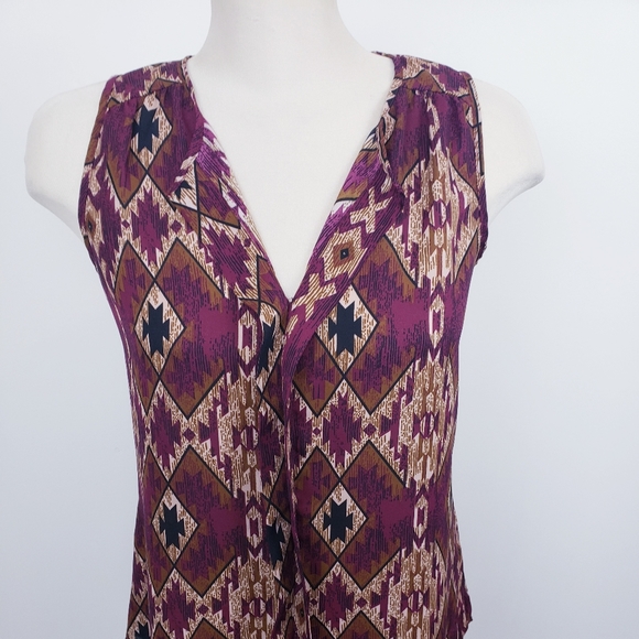 WAREHOUSE ONE | Ladies Aztec Sleeveless top - Picture 2 of 7